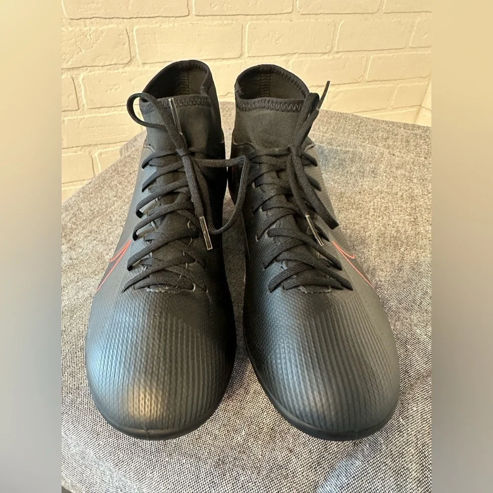 Nike Mercurial Superfly 7 Club MG soccer cleats New With Out Box